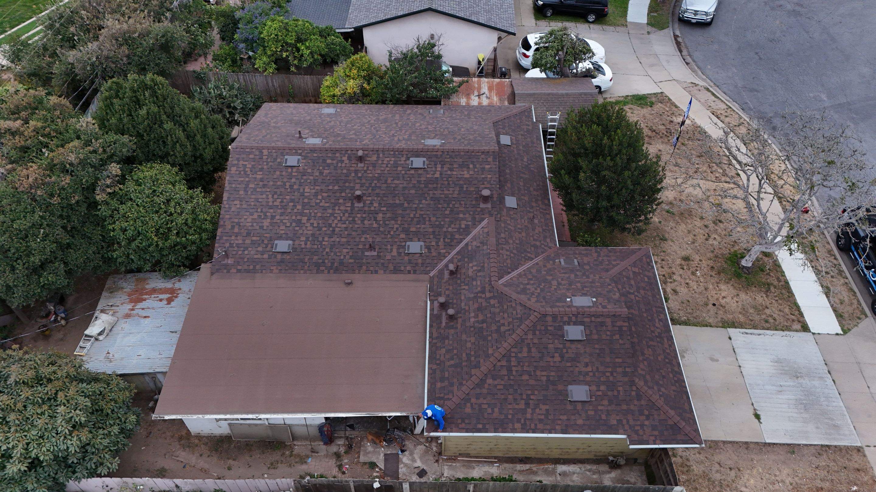 Duration Max shingles ridge and valley work Salinas